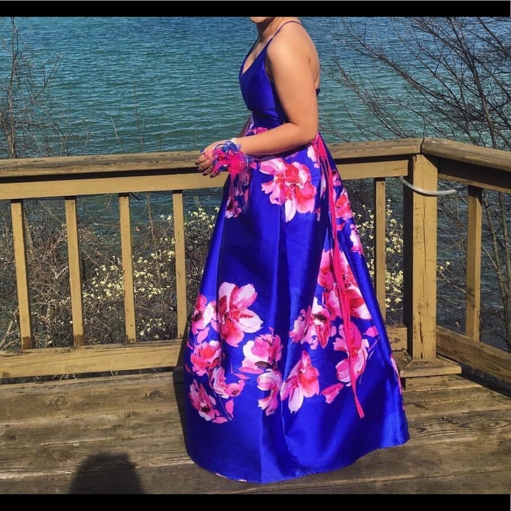 Ball gown style prom dress